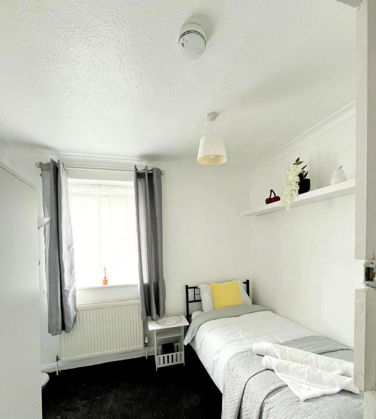 Cosy Room Stay 5 Sutton  Luaran gambar